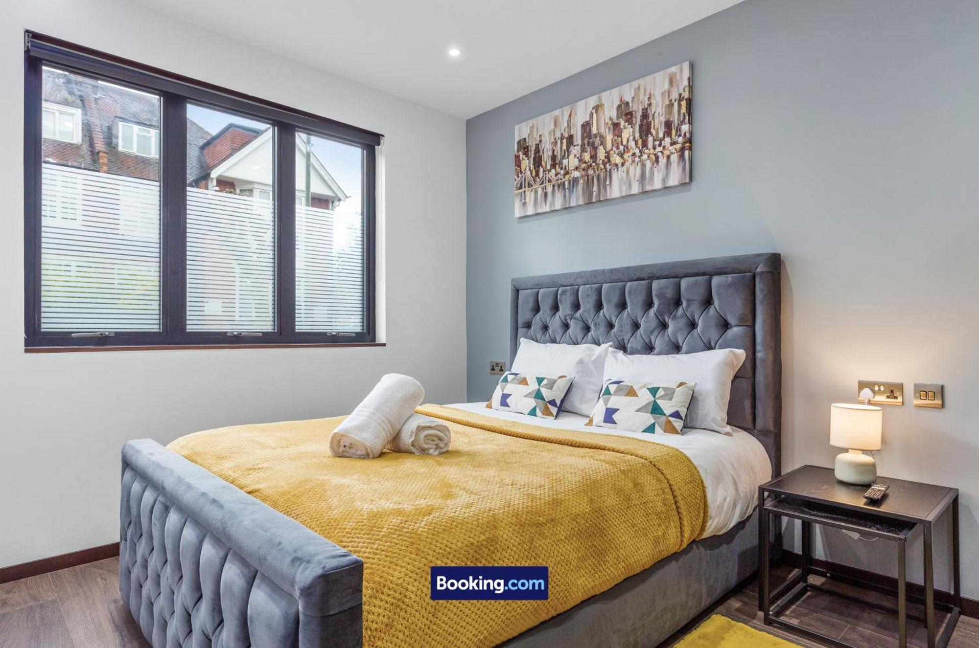 Stylish Studio Apt By Stay Smart Short Lets & Serviced Accommodation Woodstock With Free Wifi London Bagian luar foto